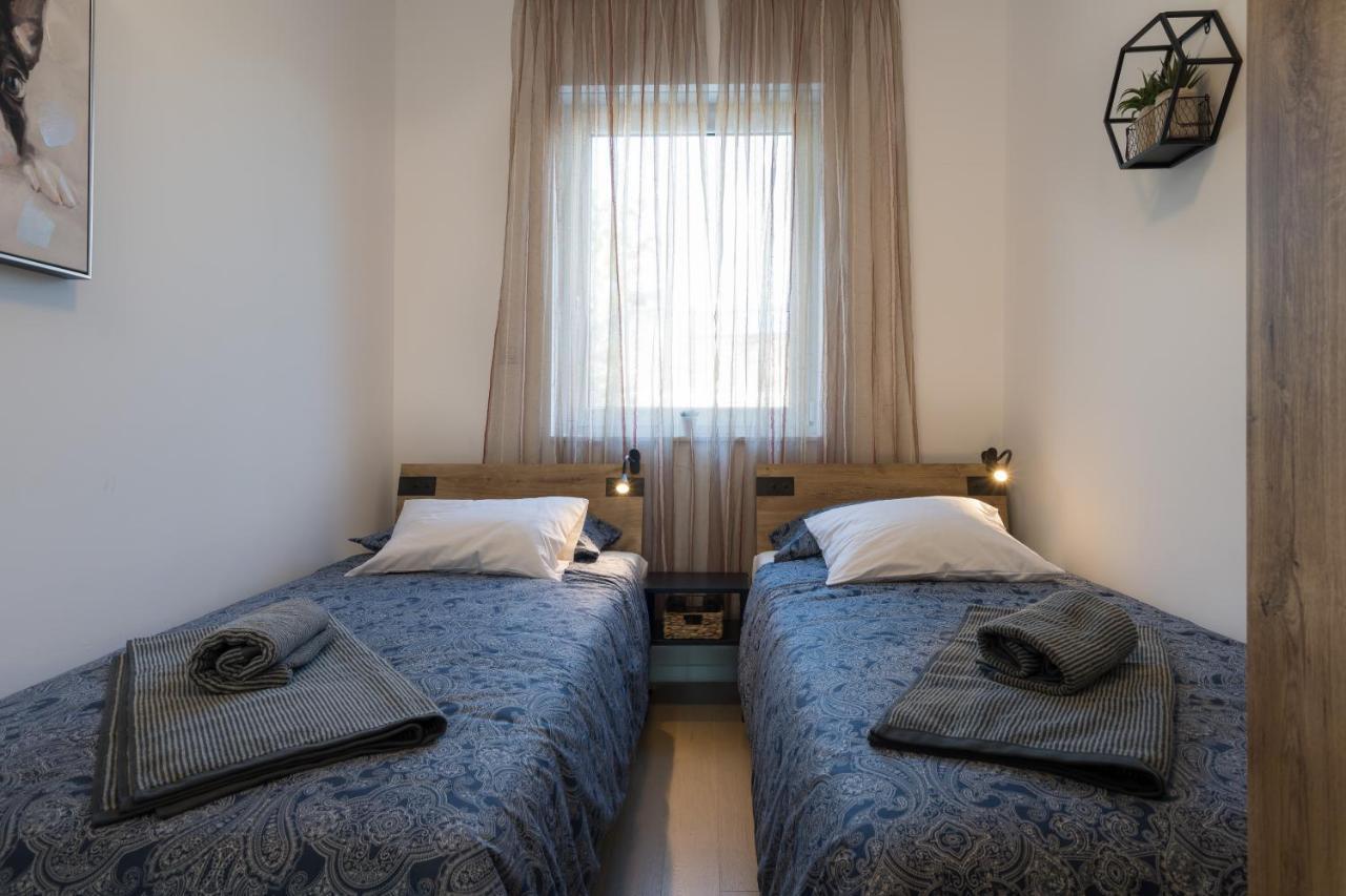 Apartman Ivan Krk Krk Town Exteriör bild